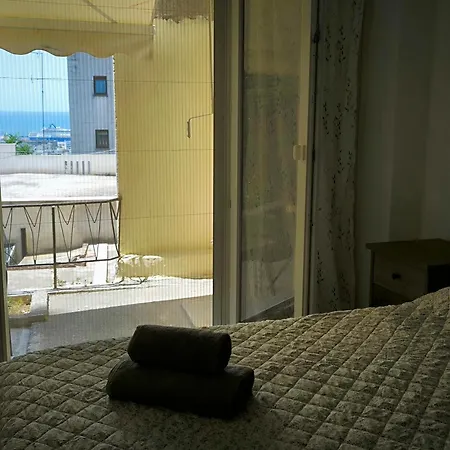 Apartmán Port View, Veranda, 80 Sqm, Spacious Place For 6